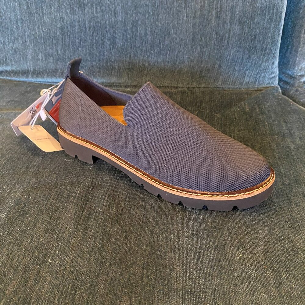 Aetrex - Chloe Navy - Multiple Sizes (NEW W/ BOX)